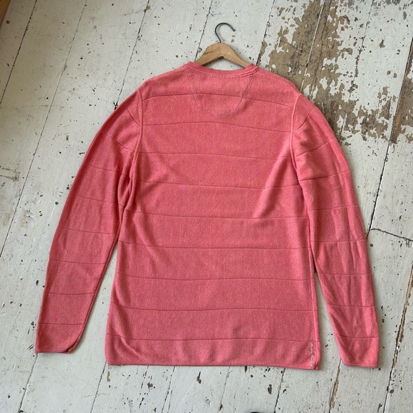 Robert Graham Peach V-Neck Pullover Knit Sweater - Picture 6 of 14